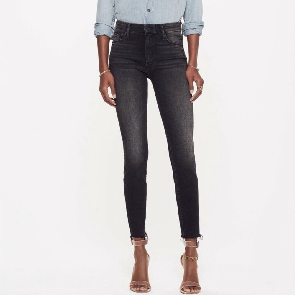 Mother High Waisted Looker Ankle Fray Jeans in Nighthawk
